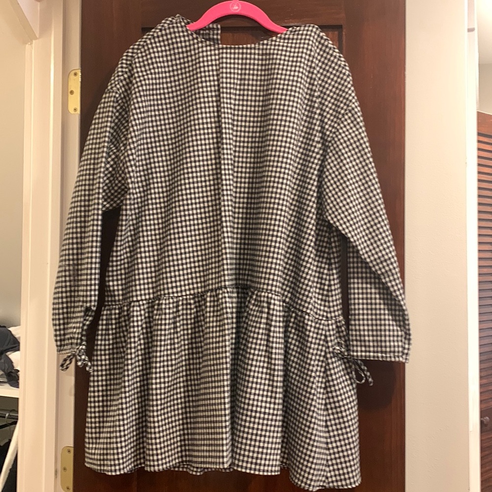 Zara gingham dress with tie sleeve